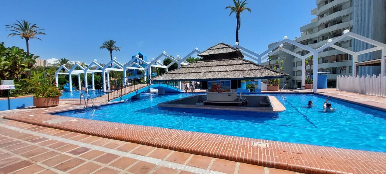 Benal Beach Vibe Benalmadena Luaran gambar