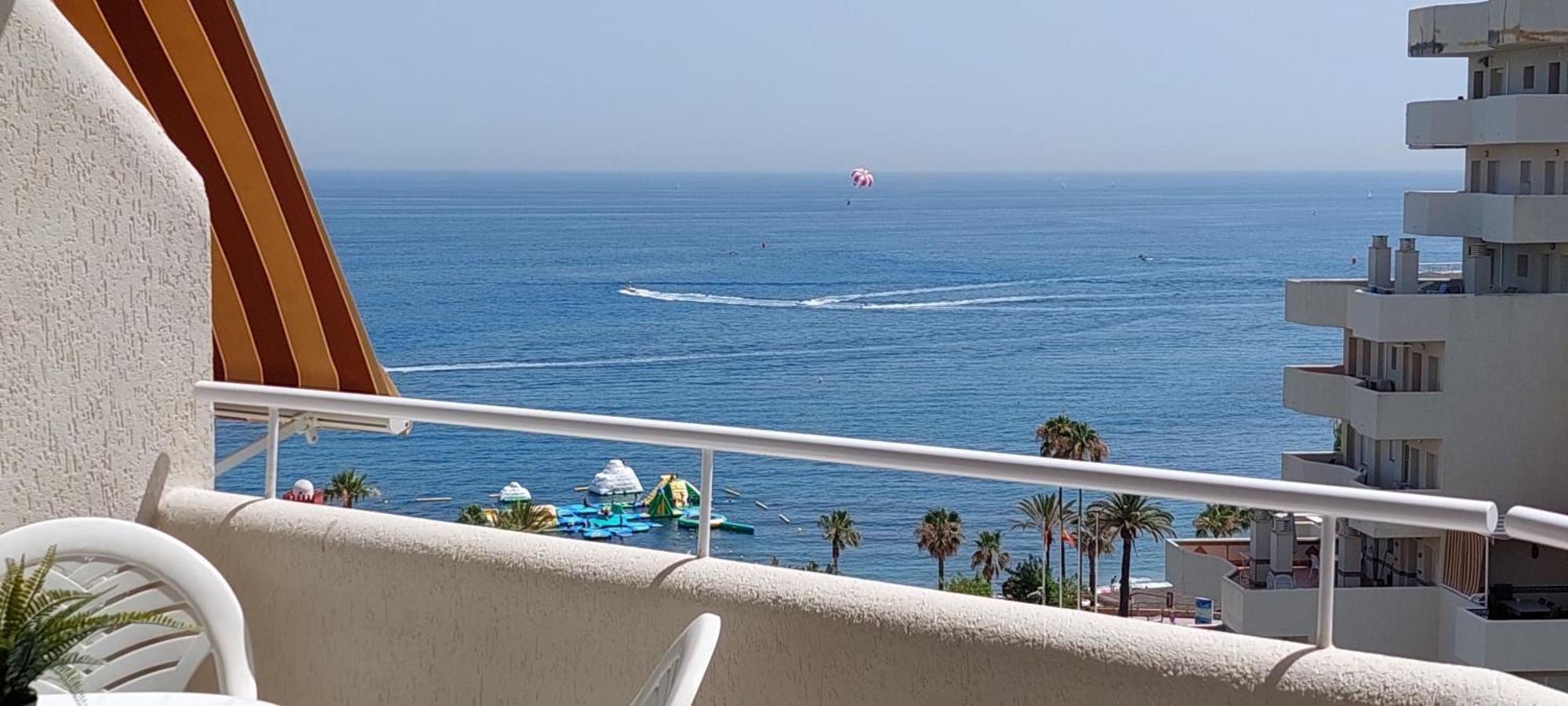 Benal Beach Vibe Benalmadena Luaran gambar